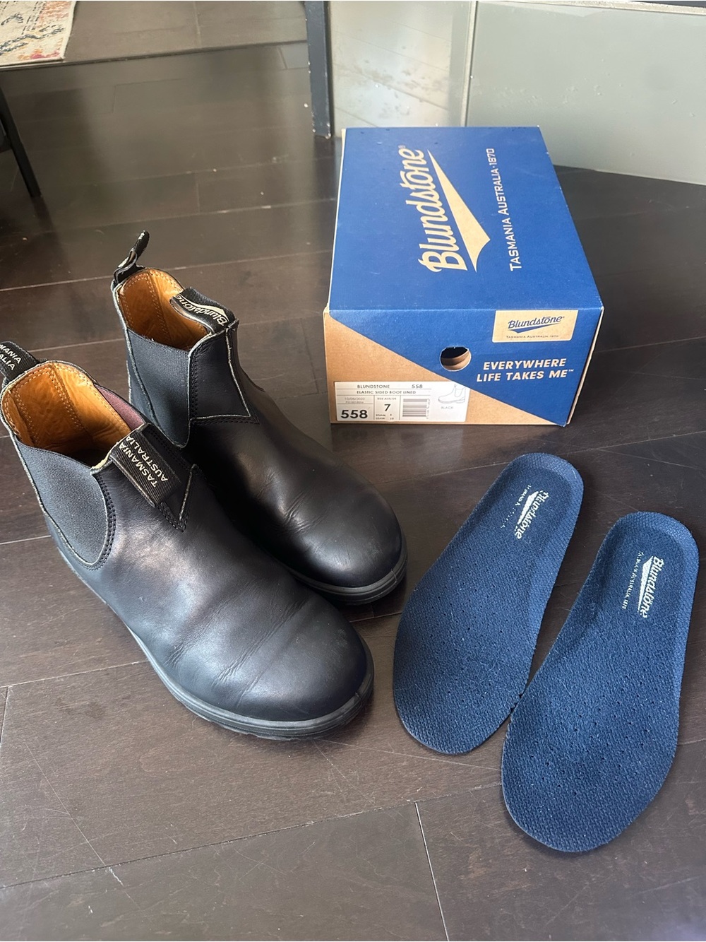Blundstone Black Chukka Boots with Navy Insoles